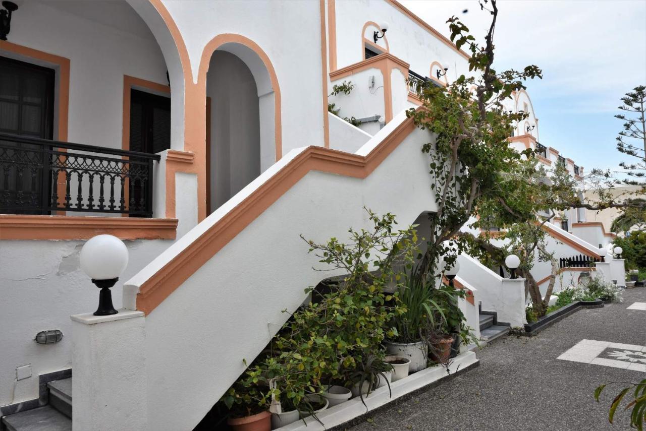 Hotel Koralli Kamári المظهر الخارجي الصورة