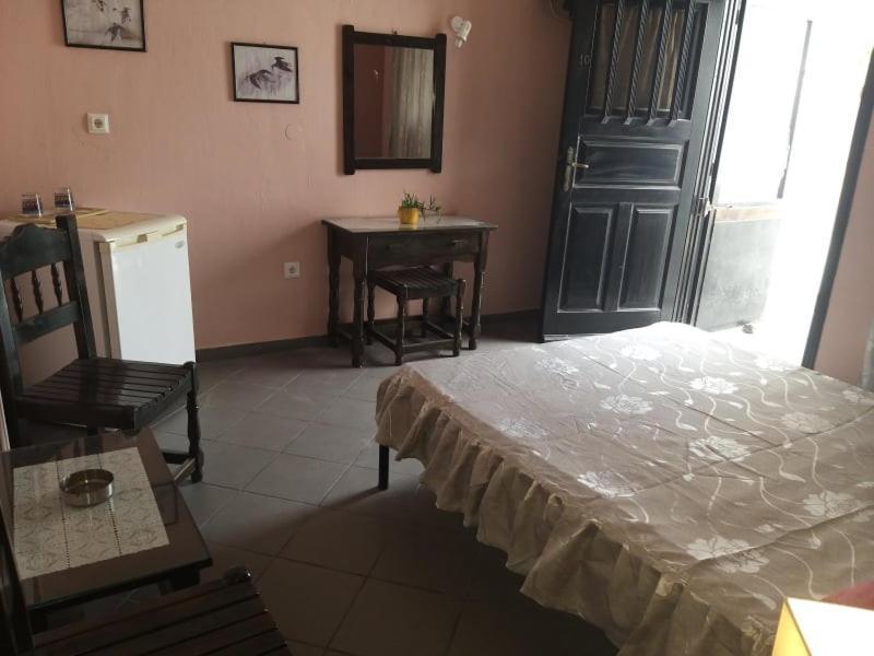 Hotel Koralli Kamári المظهر الخارجي الصورة
