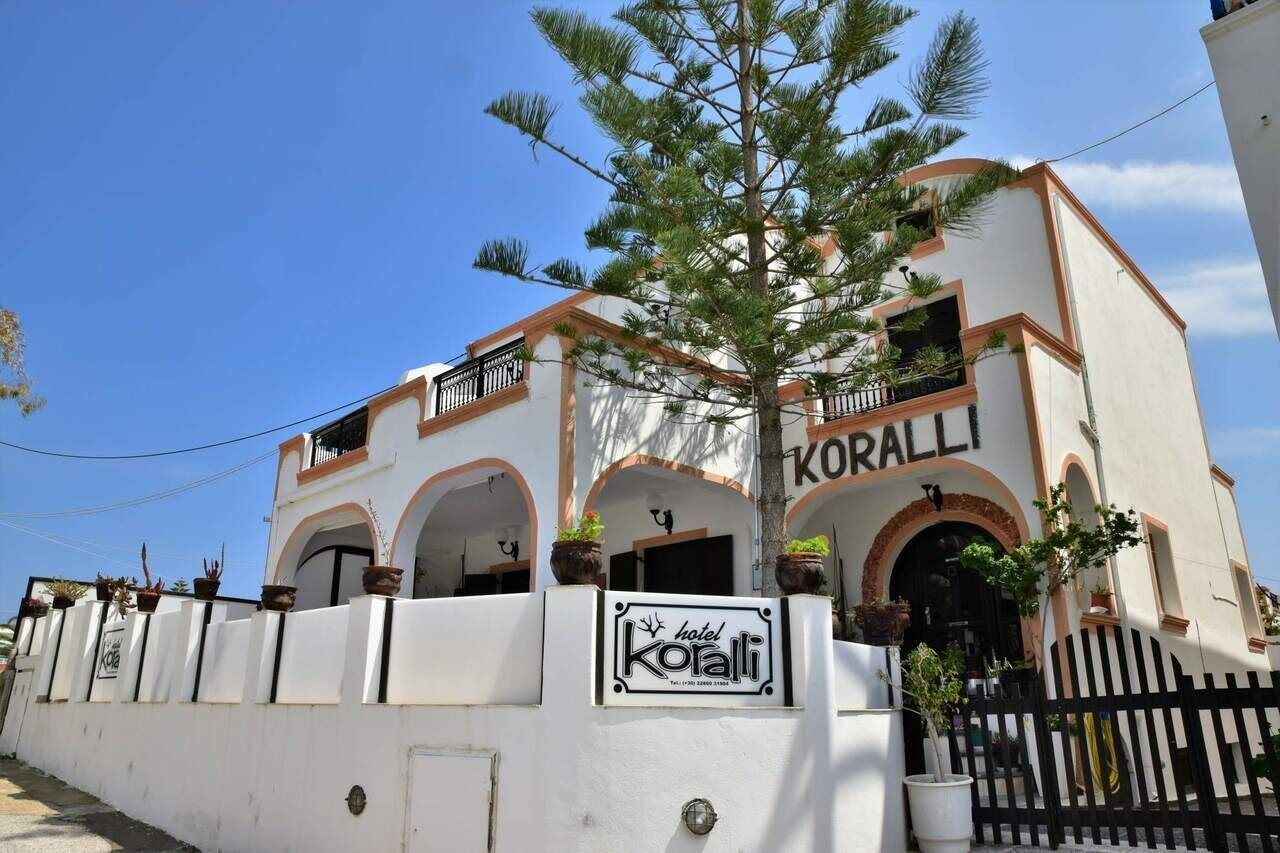 Hotel Koralli Kamári المظهر الخارجي الصورة
